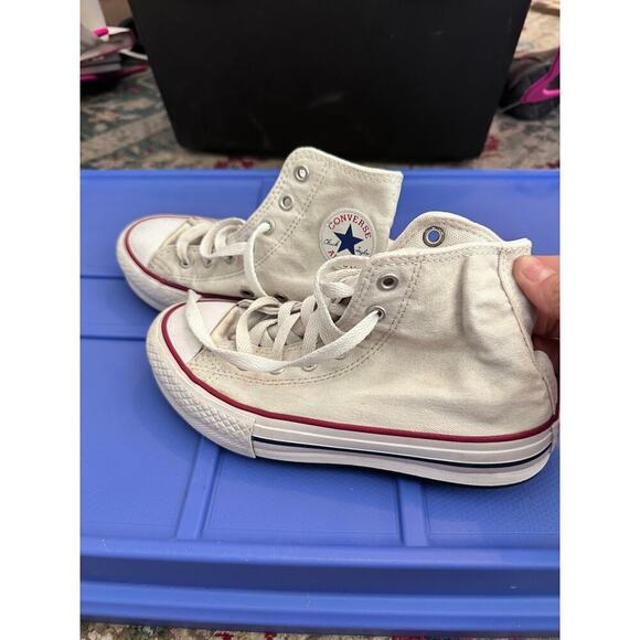 Converse Kid's White Red Chuck Taylor All Star Lace Up Sneaker Shoes Size 2 - Picture 4 of 5